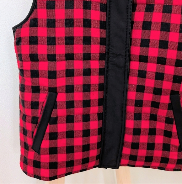 Madewell Buffalo Plaid Puffer Sherpa Lined Collared Vest In Red/Black - Picture 3 of 8